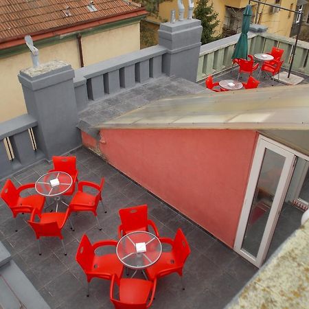 Guest House Miss Depolo Belgrado Buitenkant foto