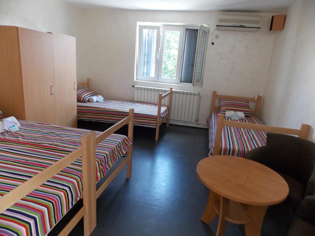 Guest House Miss Depolo Belgrado Buitenkant foto